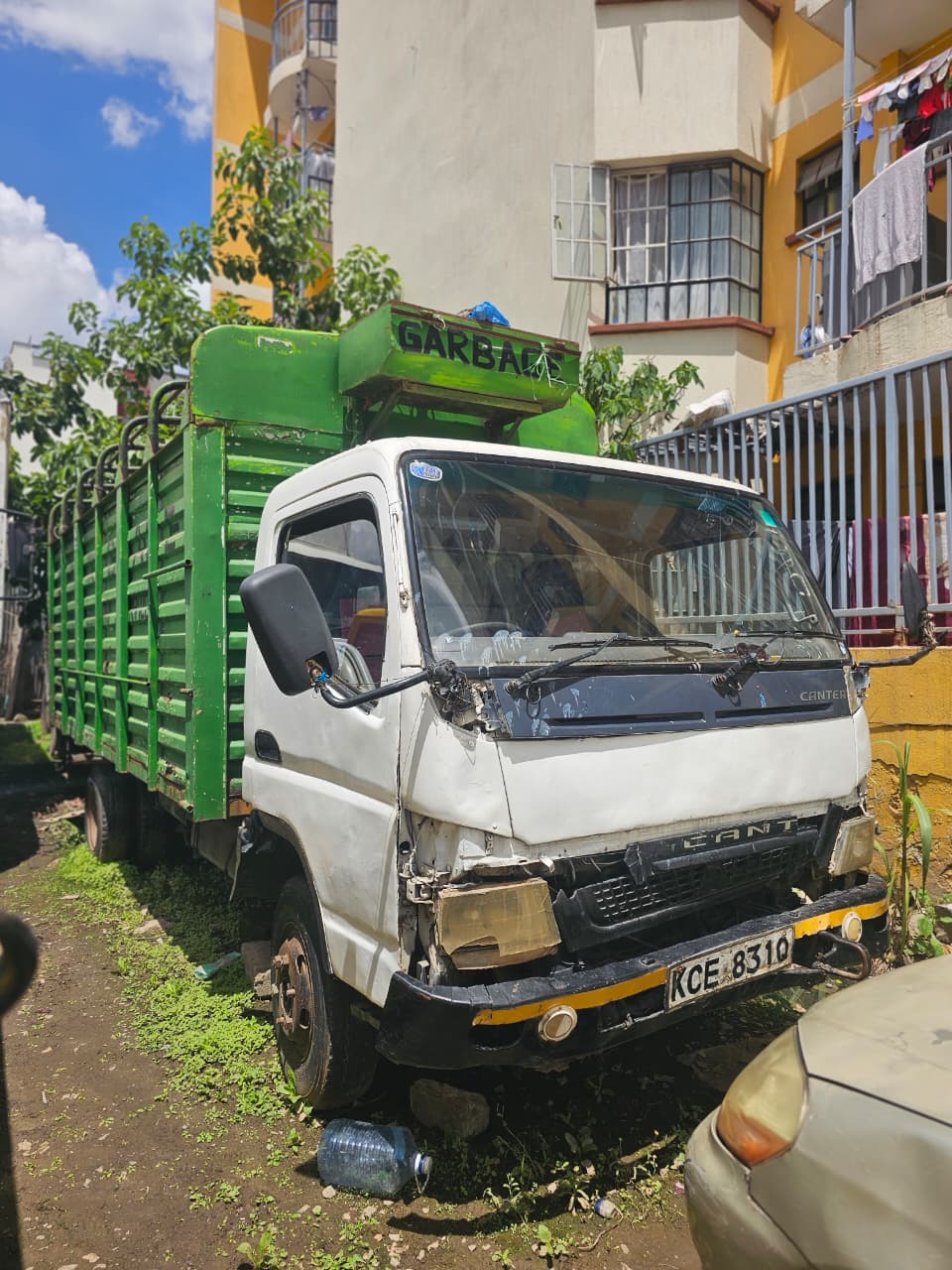MITSUBISHI FUSO CANTER